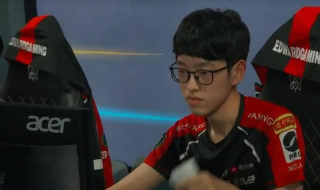 水晶宫已决定明夏出售沃顿，曼联进欧冠才能竞争！